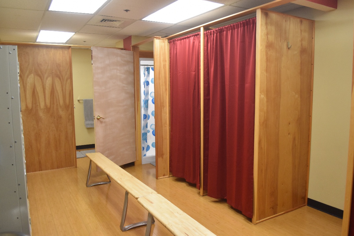 changing-rooms-2-1